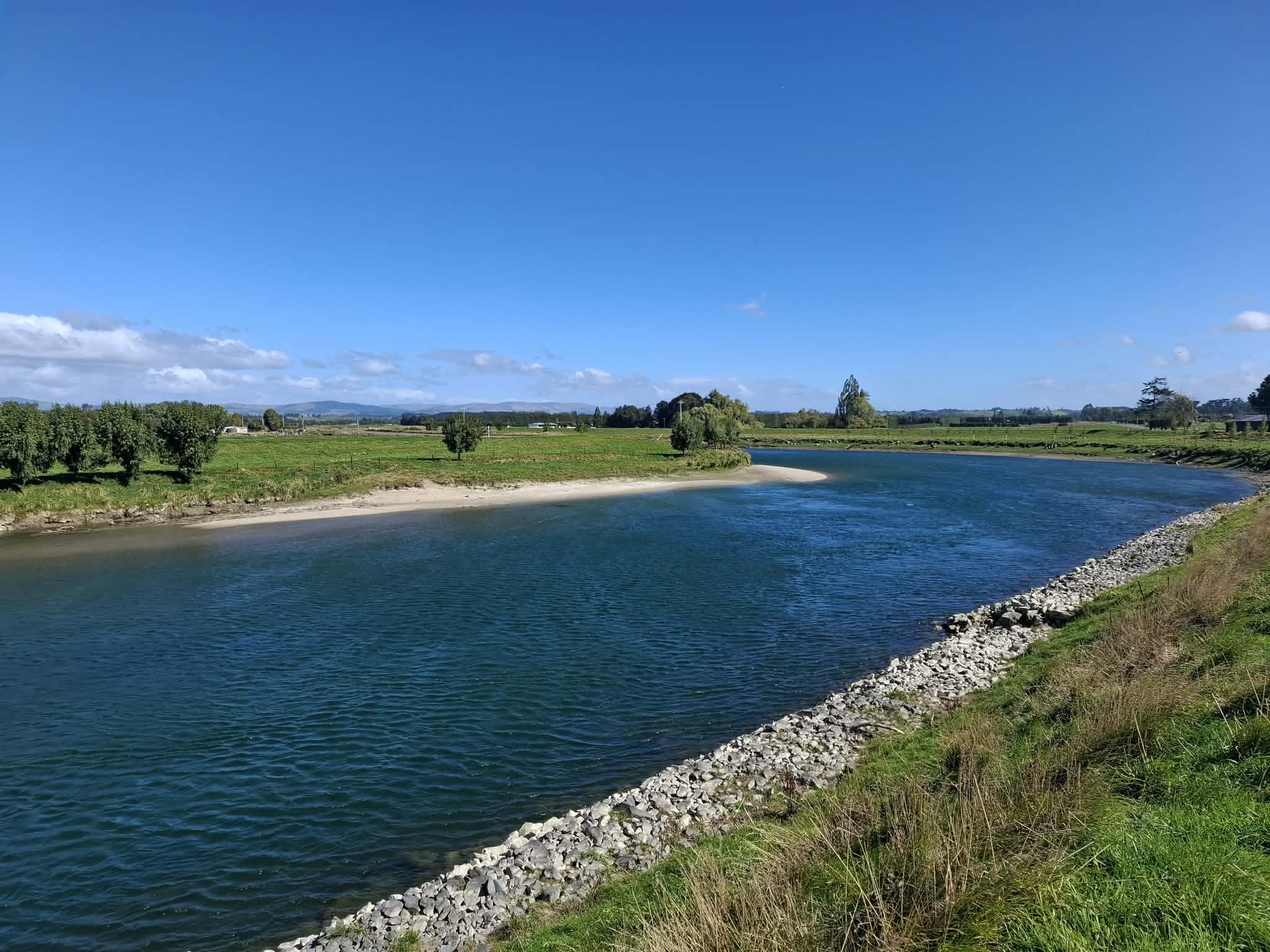 Lower Clutha River Kaitangata Photo ORC Renee Pearson